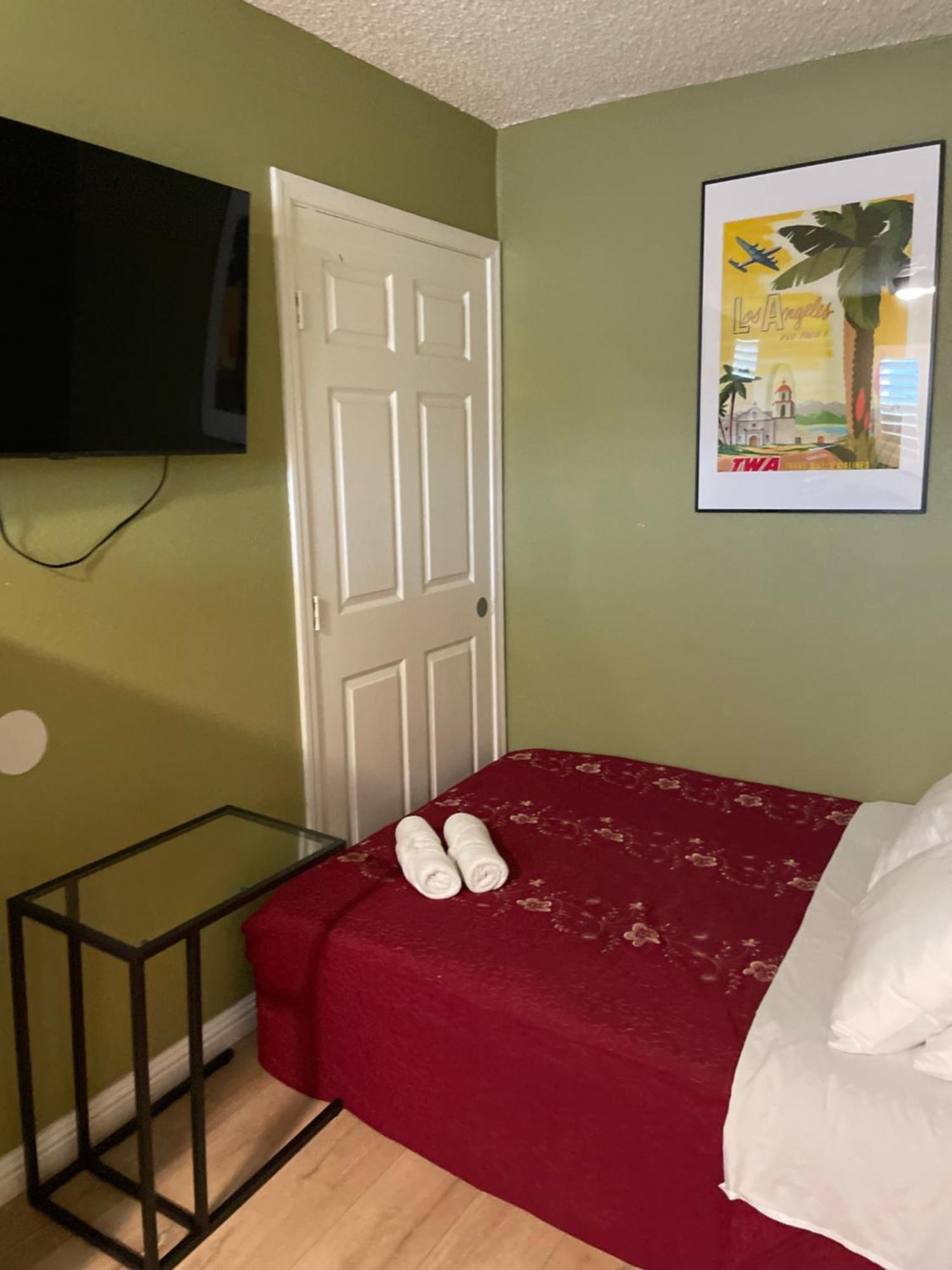 Private Room In Los Angeles With Ac, Strong Wifi, Smart Tv, Work Desk Near Sofi Stadium Zewnętrze zdjęcie
